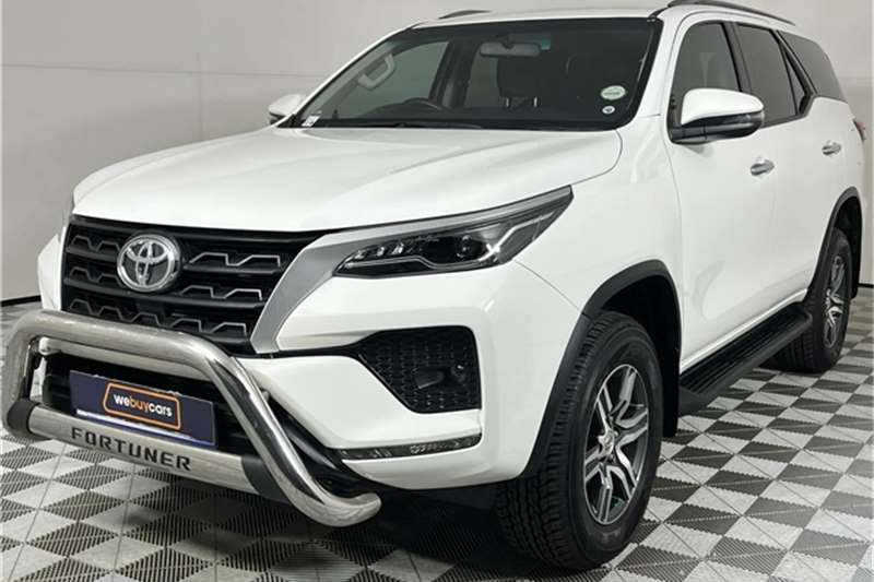 Toyota Fortuner 2.4GD-6 R/B A/T 2021
