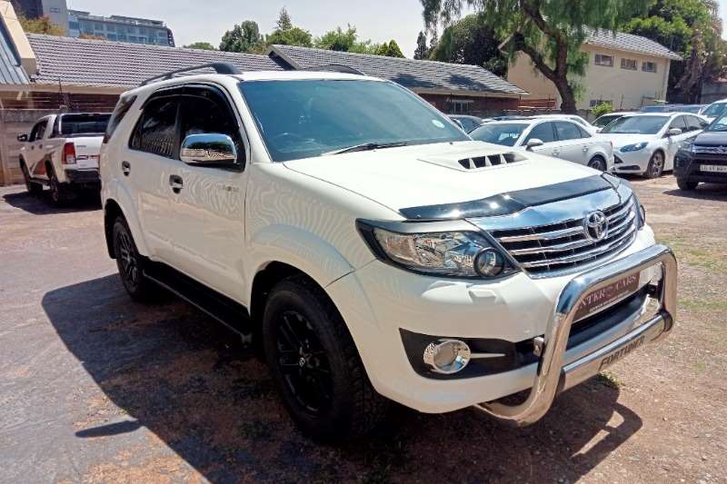 Toyota Fortuner 3.0D 4D 4x4 auto 2015