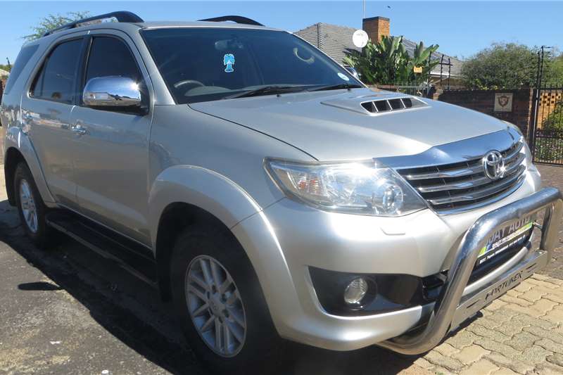 Used 2011 Toyota Fortuner 3.0D 4D 4x4 automatic