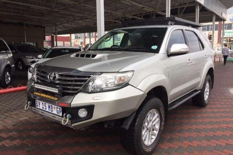 Toyota Fortuner 3.0D-4D 4x4 automatic 2012