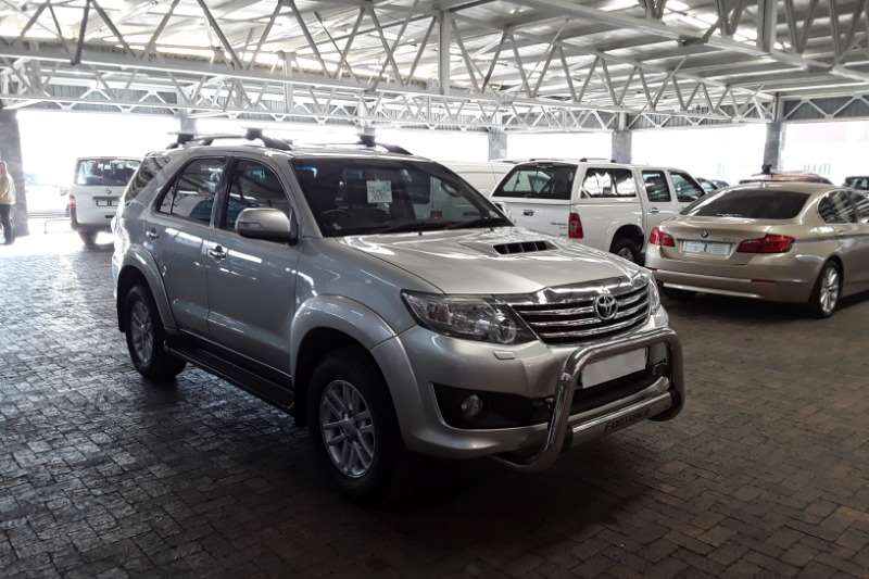 Toyota Fortuner 3.0D-4D 4x4 automatic 2012