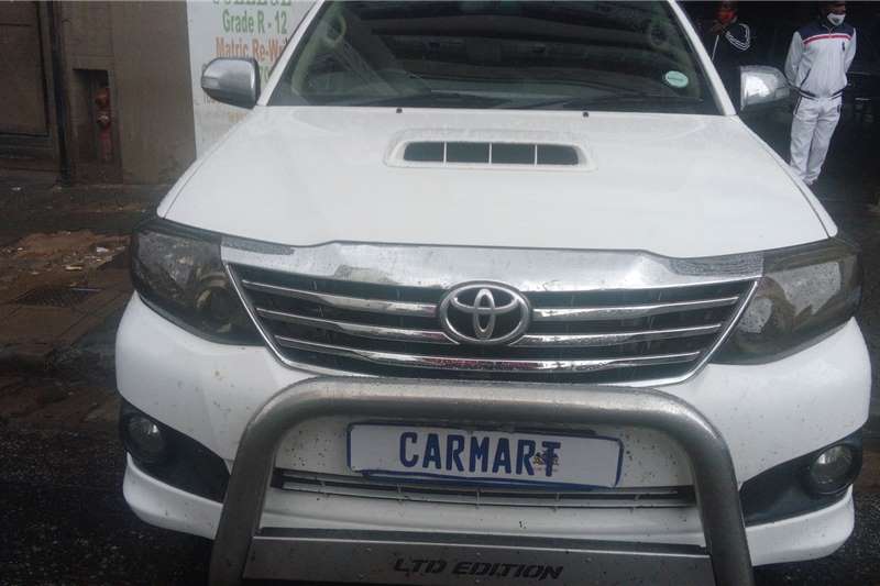 Toyota Fortuner 3.0D-4D 4x4 automatic 2013