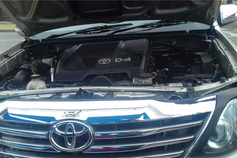 Toyota Fortuner 3.0D-4D 4x4 automatic 2014