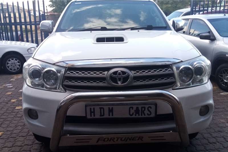 Toyota Fortuner 3.0D-4D 4x4 Limited auto 2011