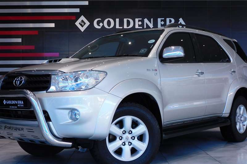 Toyota Fortuner 3.0D-4D auto 2011