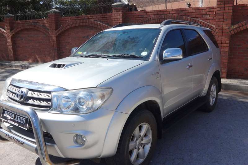 Toyota Fortuner 3.0D-4D automatic 2009