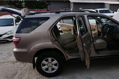  2010 Toyota Fortuner Fortuner 3.0D-4D automatic