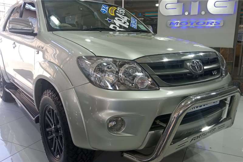 Toyota Fortuner V6 4.0 4x4 automatic 2006