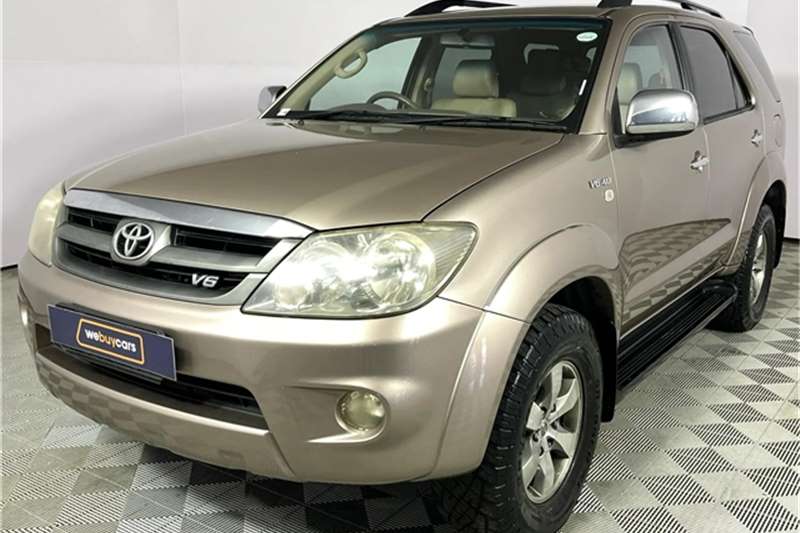 Toyota Fortuner V6 4.0 4x4 automatic 2007