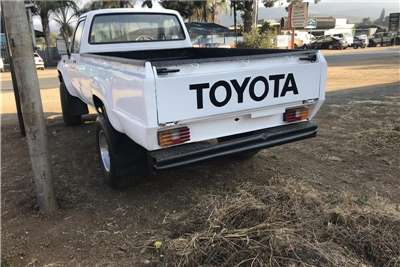  1991 Toyota Hilux 