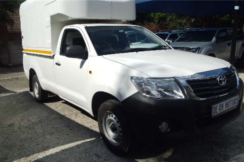 Toyota Hilux 2.0 (aircon) 2014