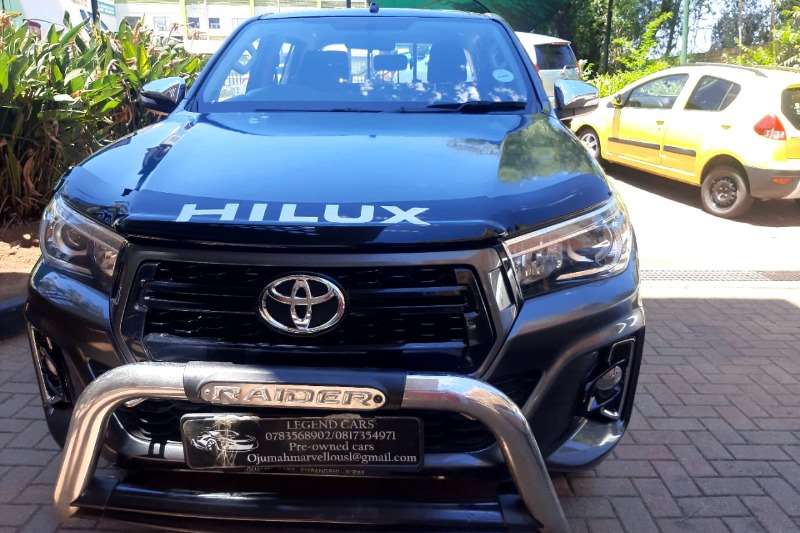 Toyota Hilux 2.4GD-6 double cab 4x4 SRX 2016