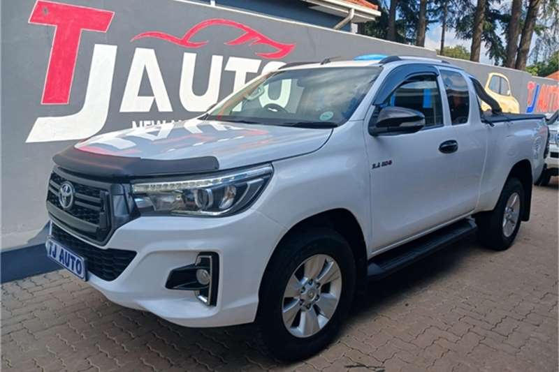 Used 2017 Toyota Hilux 2.4GD 6 Xtra cab SRX