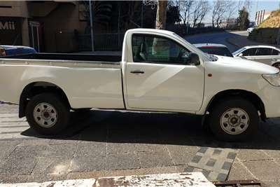  2015 Toyota Hilux Hilux 2.4GD (aircon)