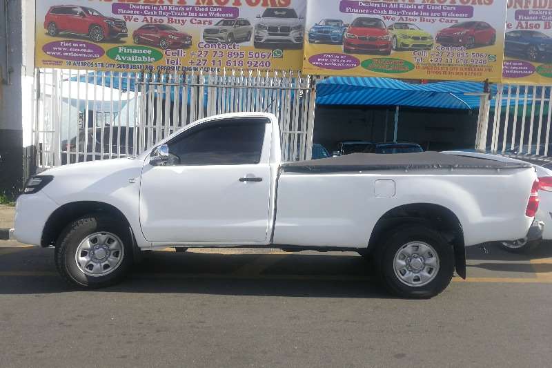 Toyota Hilux 2.5D-4D Xtra cab SRX 2014