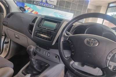 Used 2010 Toyota Hilux 2.7 double cab Raider