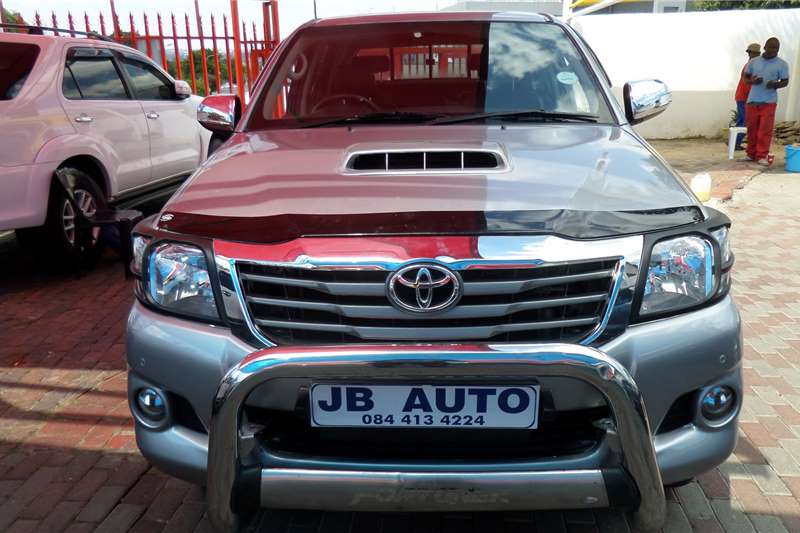 Toyota Hilux 2.7 Raider Legend 45 2015