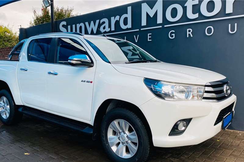 Toyota Hilux 2.8GD-6 double cab Raider auto 2017