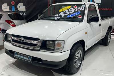  2003 Toyota Hilux 