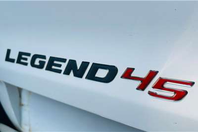  2015 Toyota Hilux Hilux 3.0D-4D double cab 4x4 Raider Legend 45 auto