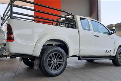  2015 Toyota Hilux Hilux 3.0D-4D Xtra cab Raider Dakar edition