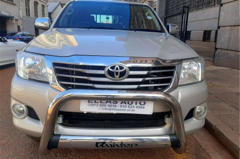 Toyota Hilux double cab 2013