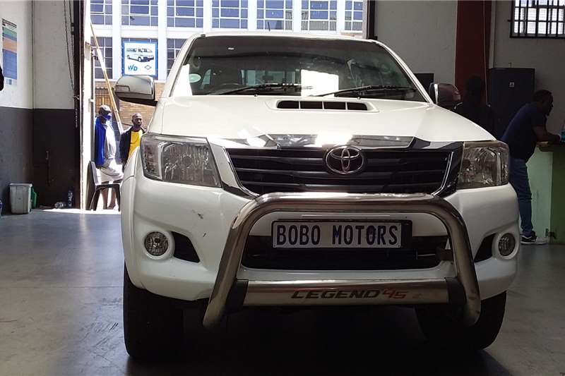 Toyota Hilux double cab HILUX 3.0 D-4D HERITAGE 4X4 A/T P/U D/C 2012