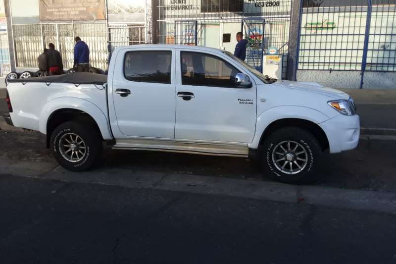 Toyota Hilux double cab HILUX 3.0 D-4D RAIDER 4X4 A/T P/U D/C 2009