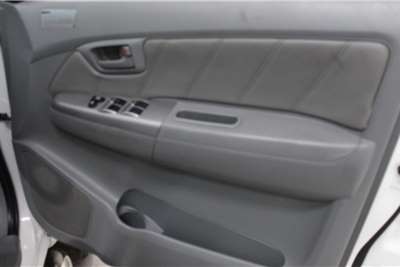  2011 Toyota Hilux double cab HILUX 4.0 V6 RAIDER 4X4 A/T P/U D/C