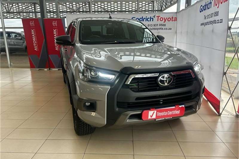 2023 Toyota Hilux double cab