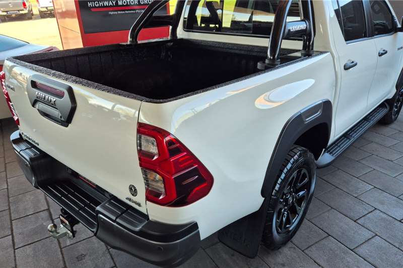 2023 Toyota Hilux double cab