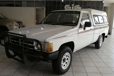  1987 Toyota Hilux single cab 