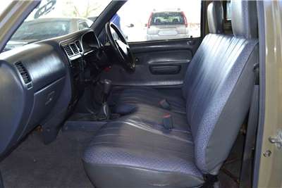  2002 Toyota Hilux single cab 