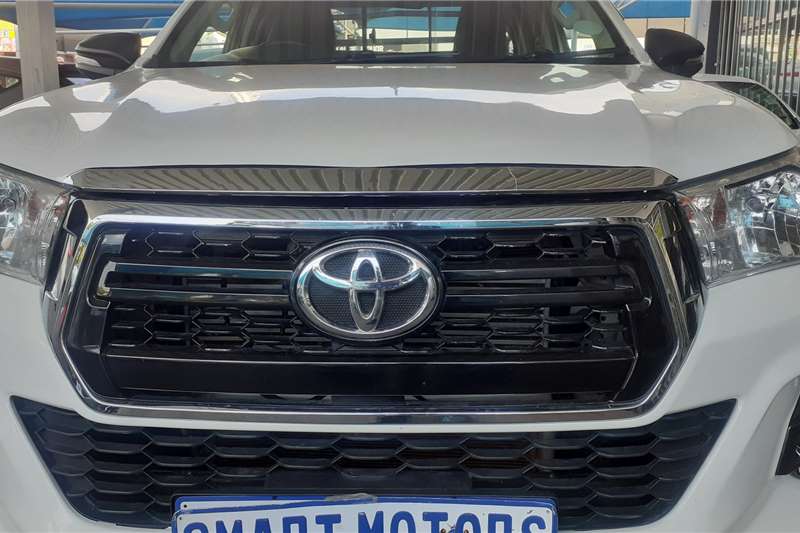 Toyota Hilux Xtra cab HILUX 2.4 GD-6 RB SRX P/U E/CAB 2019