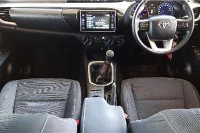  2016 Toyota Hilux Xtra cab HILUX 2.8 GD-6 RAIDER 4X4 P/U E/CAB