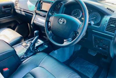  2017 Toyota Land Cruiser 200 Land Cruiser 200 4.5D-4D V8 GX