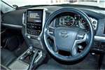  2016 Toyota Land Cruiser 200 
