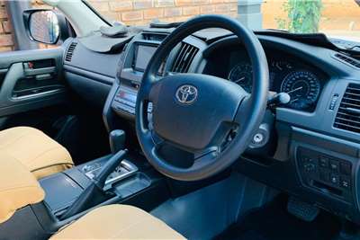  2019 Toyota Land Cruiser 200 LAND CRUISER 200 V8 4.5D GX A/T