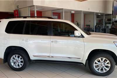  2018 Toyota Land Cruiser 200 LAND CRUISER 200 V8 4.5D VX-R A/T