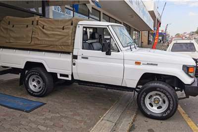  1999 Toyota Land Cruiser 70 series 