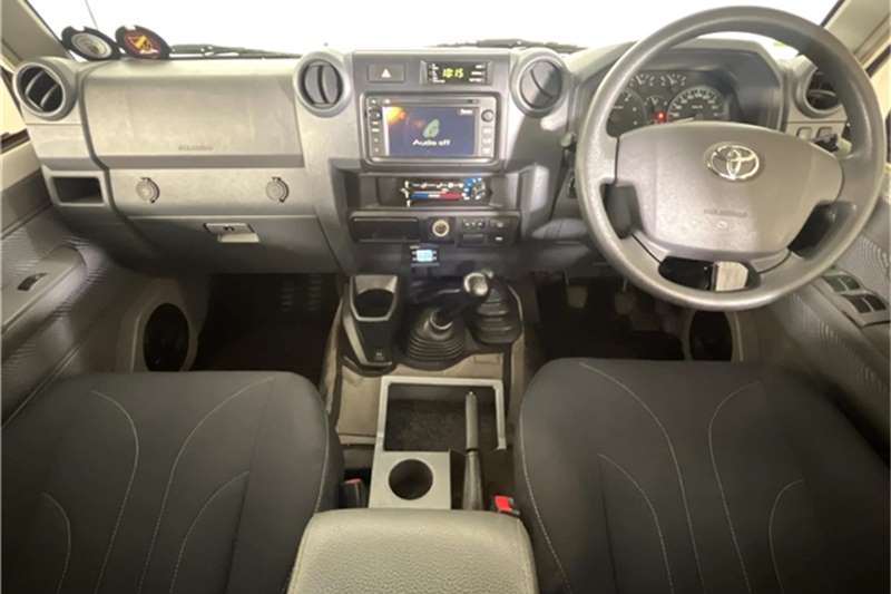 Used 2015 Toyota Land Cruiser 76 4.5D 4D LX V8 station wagon
