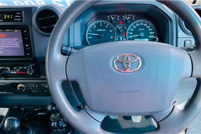  2018 Toyota Land Cruiser 76 Land Cruiser 76 4.5D-4D LX V8 station wagon