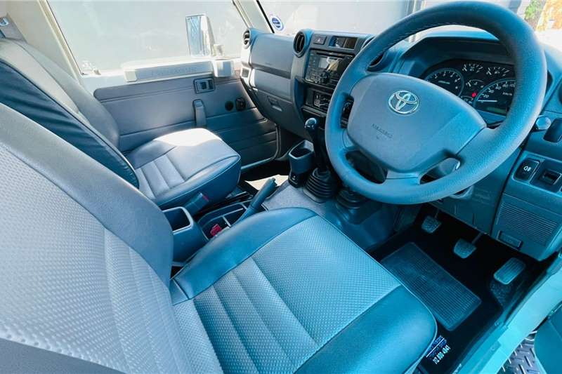 2012 Toyota Land Cruiser 79