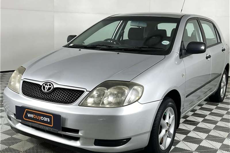 Toyota Runx 2004