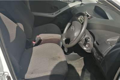  2011 Toyota Yaris Yaris 1.0