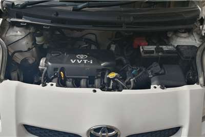  2011 Toyota Yaris Yaris 1.0