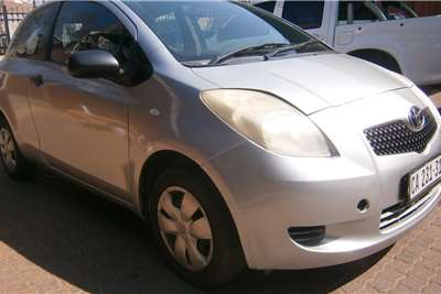  2006 Toyota Yaris Yaris 1.0 3-door T1