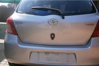  2006 Toyota Yaris Yaris 1.0 3-door T1