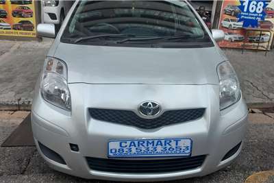  2010 Toyota Yaris Yaris 1.0 3-door T1