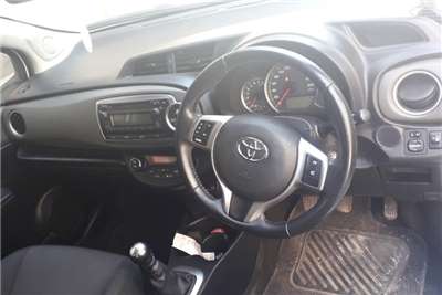  2014 Toyota Yaris Yaris 1.0 5-door T1